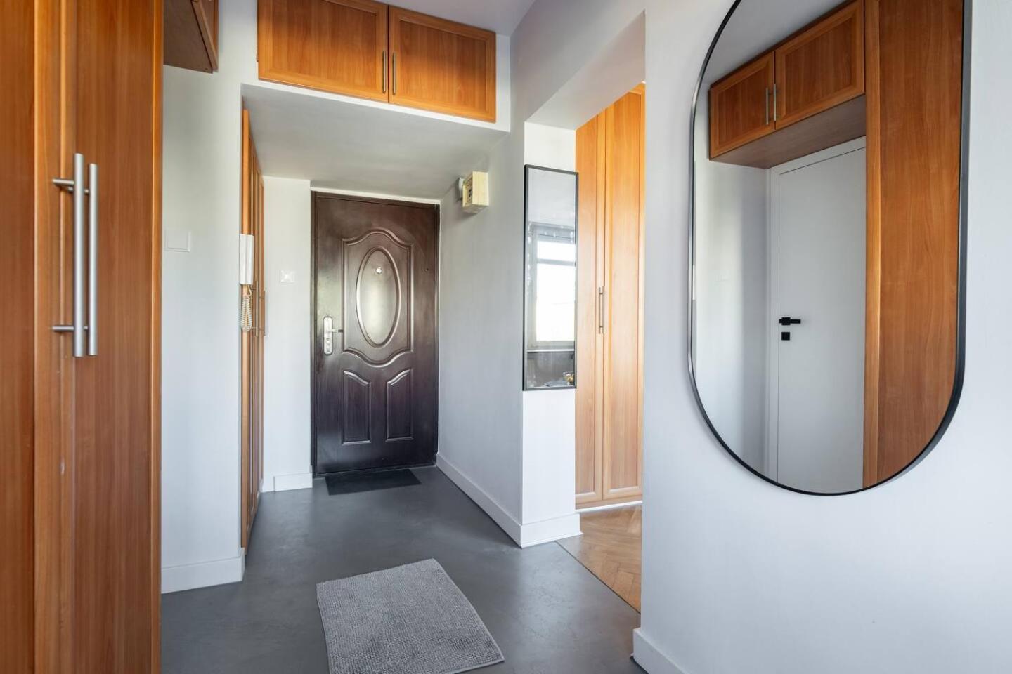 Sunbeam Studio City Centre Metro Politechnika ワルシャワ エクステリア 写真
