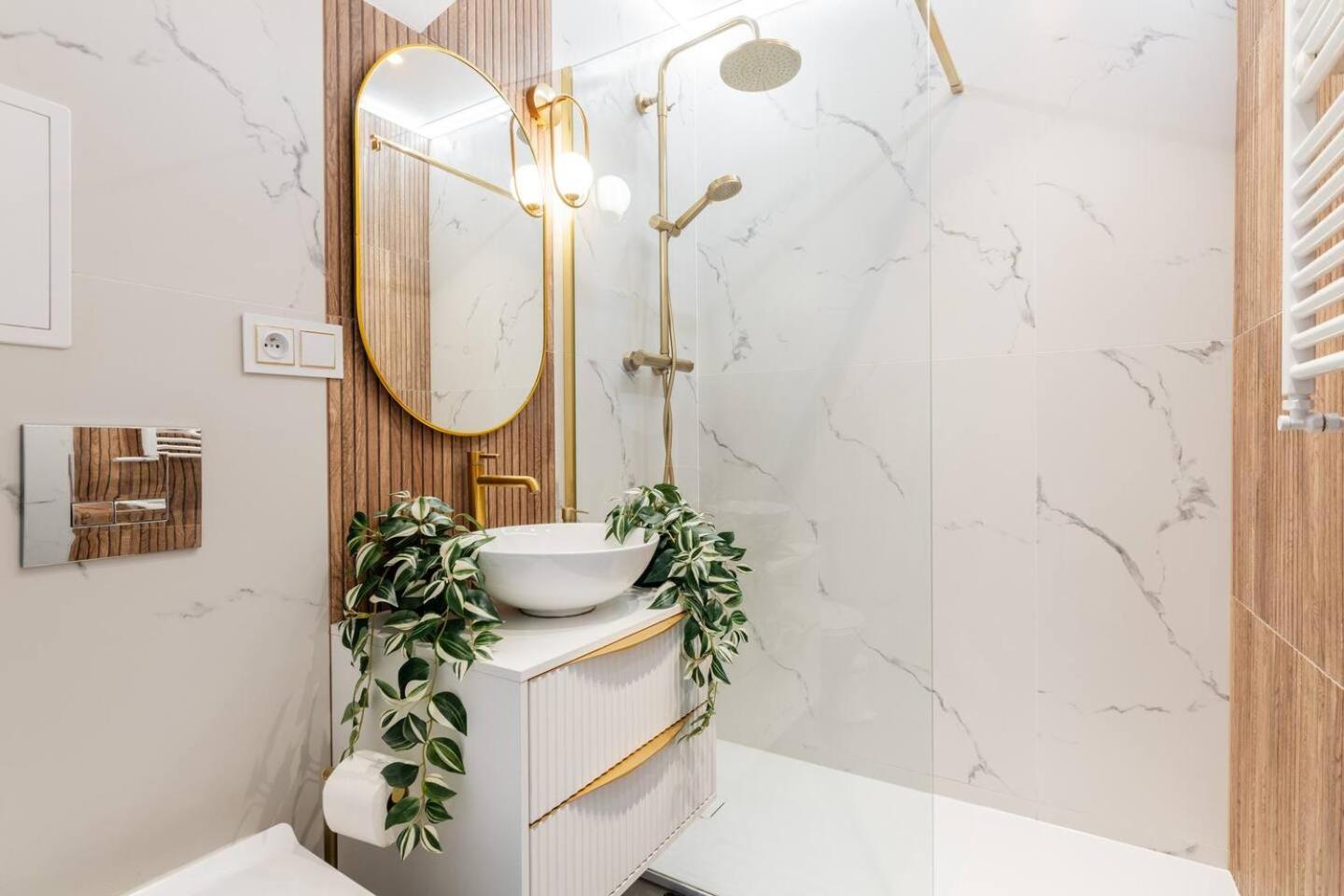 Sunbeam Studio City Centre Metro Politechnika ワルシャワ エクステリア 写真